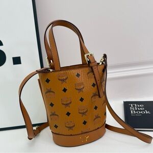 ❗️SALE❗️New brown fashion crossbody/handbag